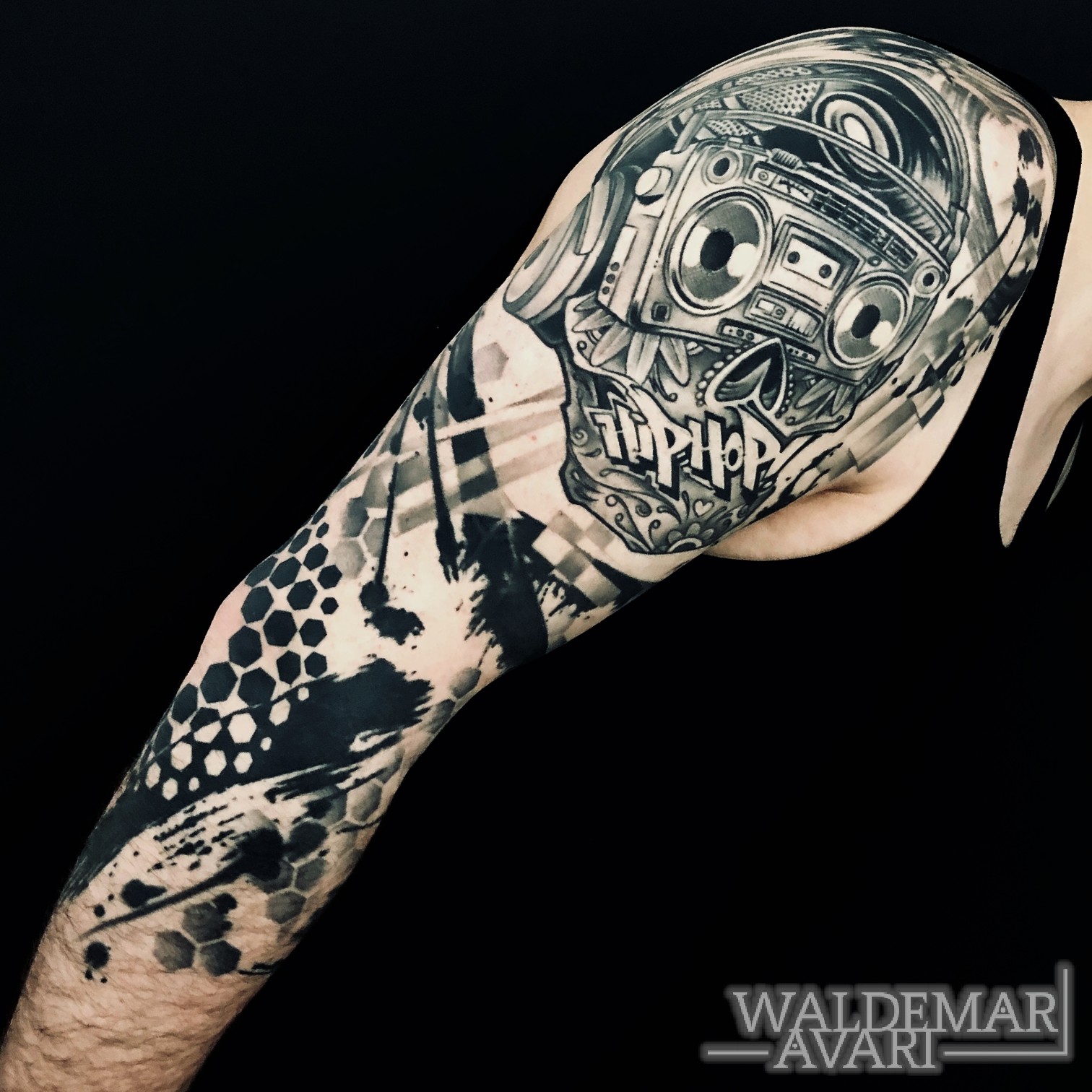 WALDEMAR AVARI - Tattookunstwerk Solingen